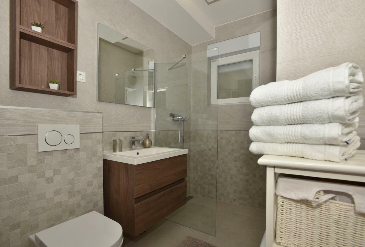Apartman Petra Appartement Makarska Buitenkant foto