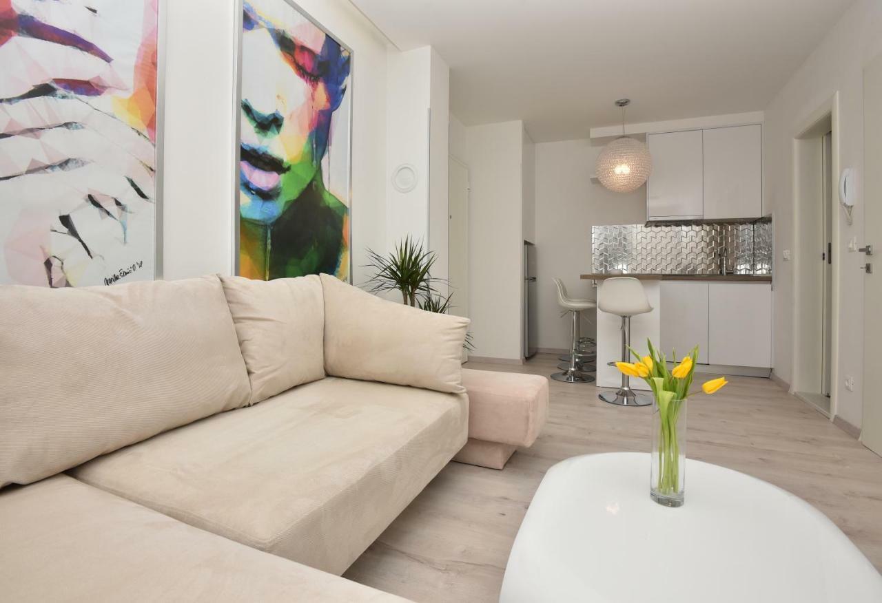 Apartman Petra Appartement Makarska Buitenkant foto