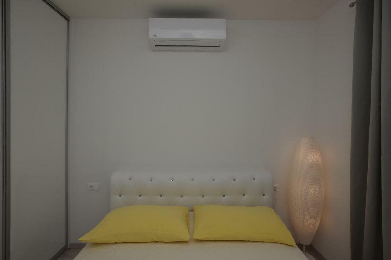 Apartman Petra Appartement Makarska Buitenkant foto