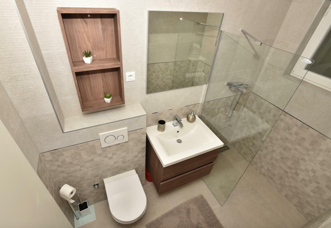 Apartman Petra Appartement Makarska Buitenkant foto