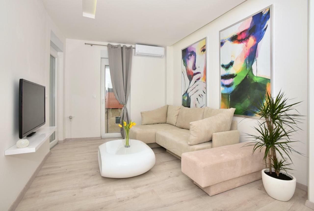 Apartman Petra Appartement Makarska Buitenkant foto